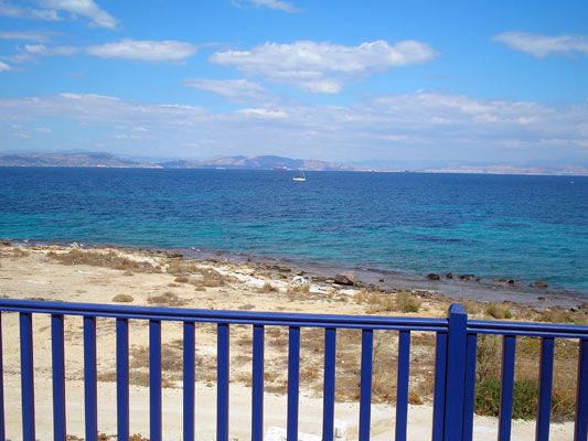 Seafront house for sale in Greece