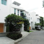 Bangkok Sathorn - Awesome and renovated 3 floors house for rent [HBKR1402FR]