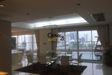 Bangkok Phrom Phong - Nice condominium with private pool for Rent [ABKR1169SP]