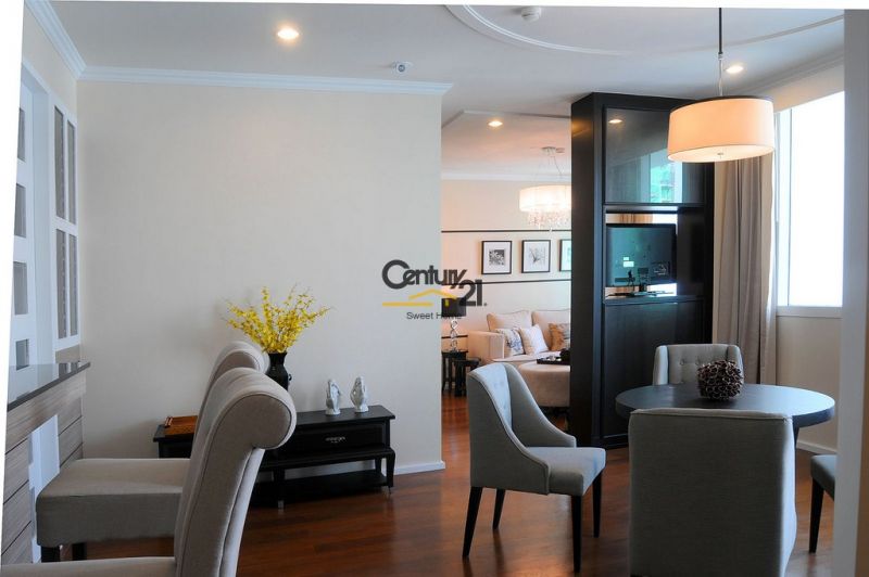 Bangkok Asok - Bright and Beautiful condominium for Rent [ABKR1102TP]