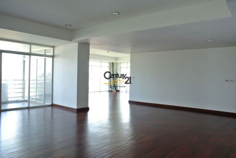 Bangkok Ekkamai - Condominium for Sale [ABKS1046TP]