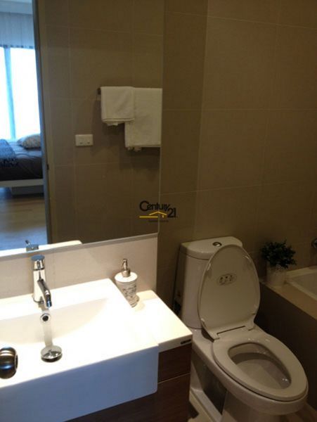 Bangkok Ekkamai - Codominium for Rent with unblocked view [ABKR1040TP]