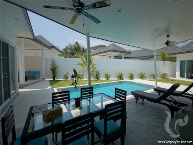 6615 - 4 bdr Villa for sale in Phuket - Rawai