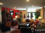 baan-ananda-elegant-spacious-3-bed-4-bath-in-ekkamai-for-sale-2